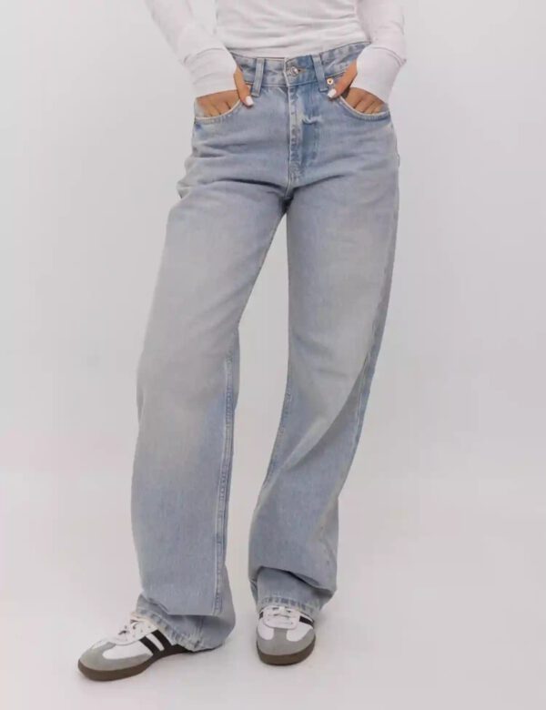 Klassische Blaue Jeans