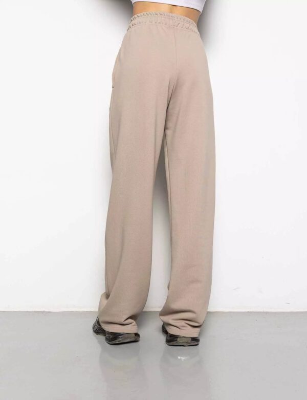 Beigefarbene Hose - Image 2