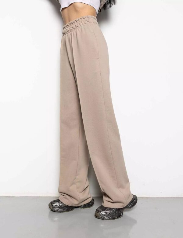 Beigefarbene Hose
